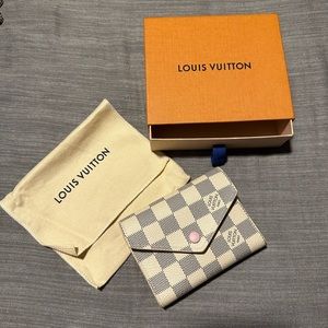 Louis Vuitton Victorine wallet